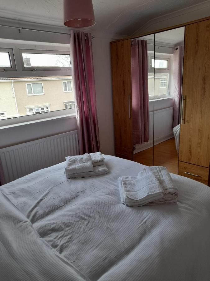 Quiet 3 Bed Close To The A1 Newton Aycliffe Exterior photo